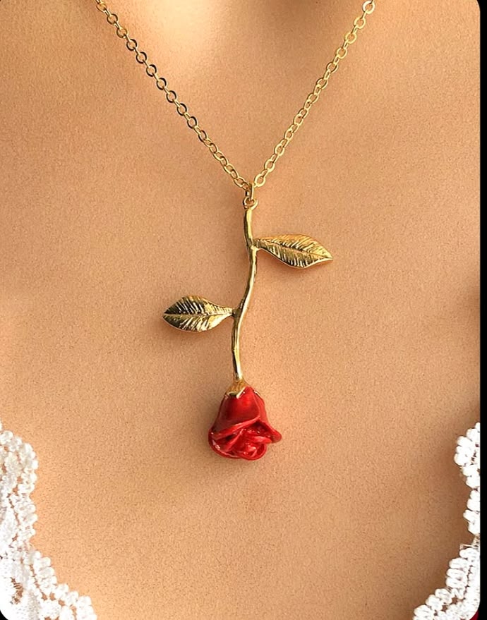 ELEGANT ROSE FLOWER PENDANT