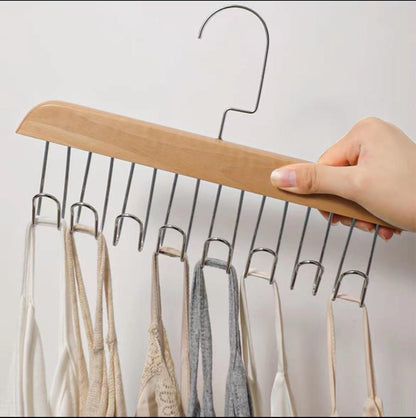 SPACE SAVING HANGER