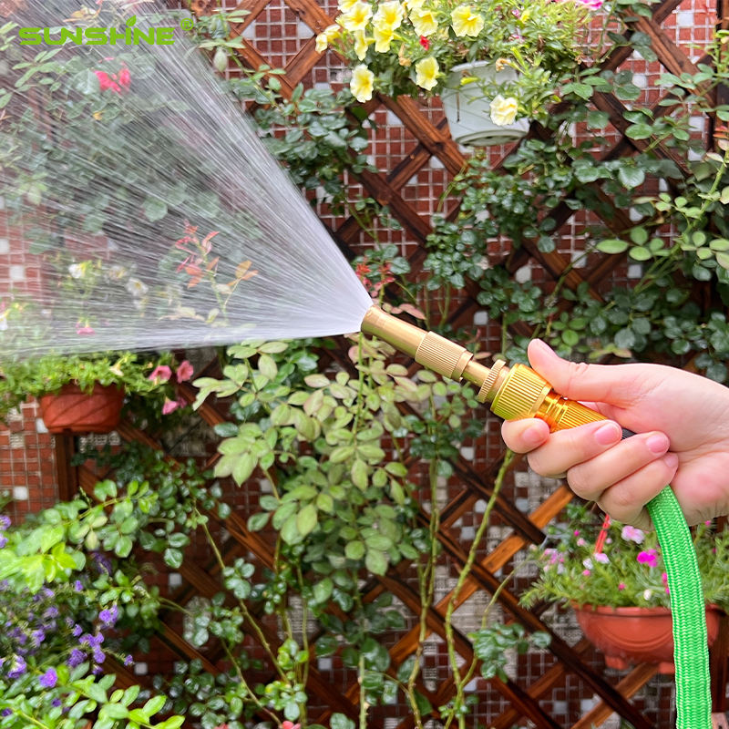 ADJUSTABLE GOLDEN NOZZLE